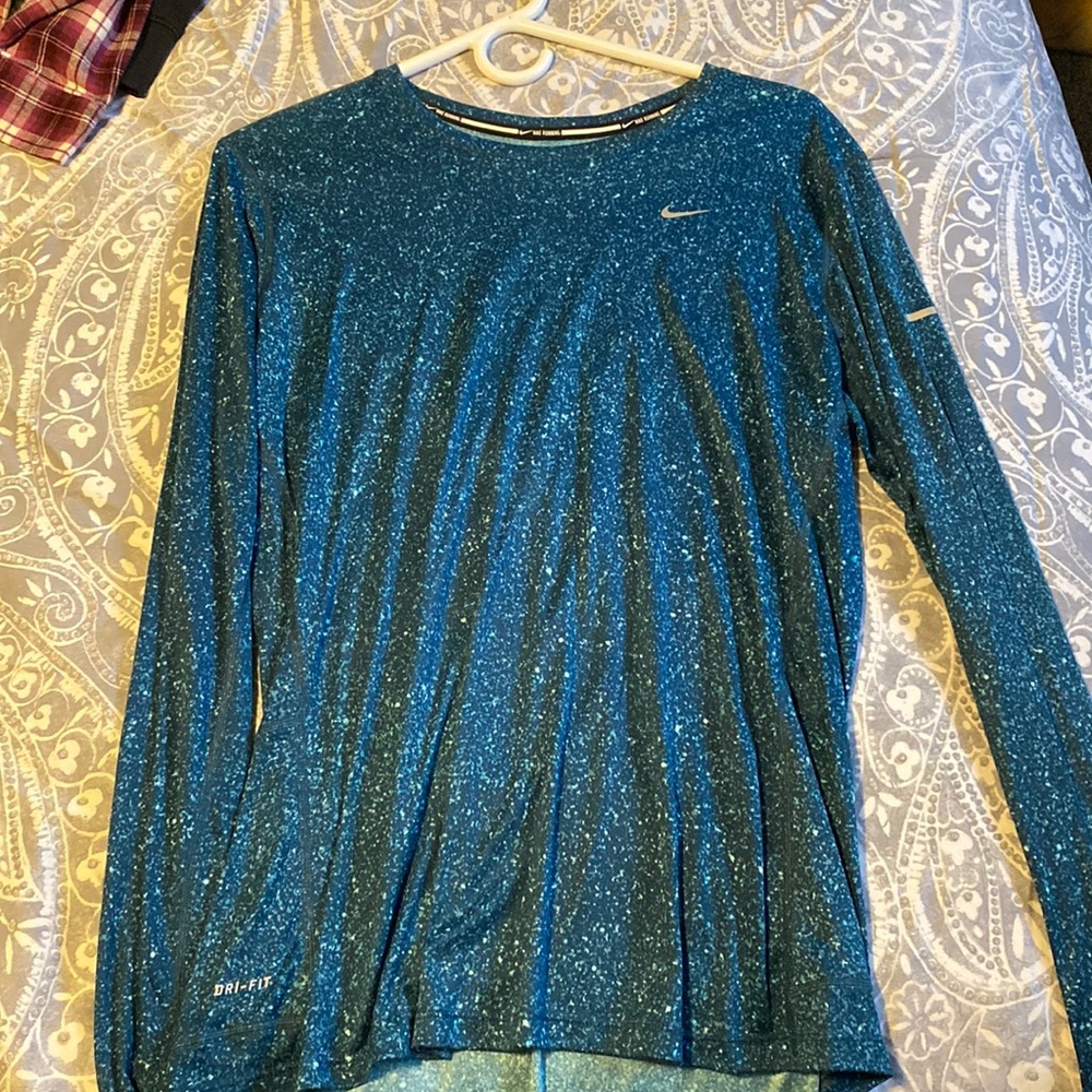 Nike long sleeve dry-fit
